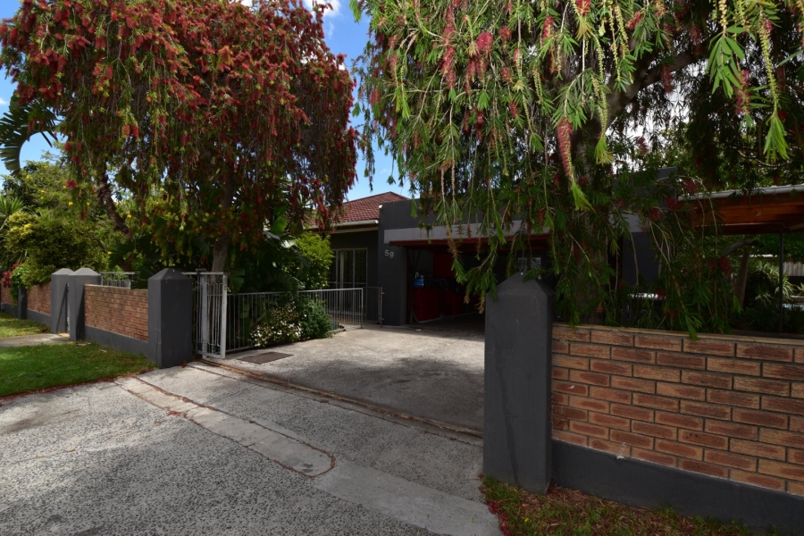 3 Bedroom Property for Sale in Parow Valley Western Cape